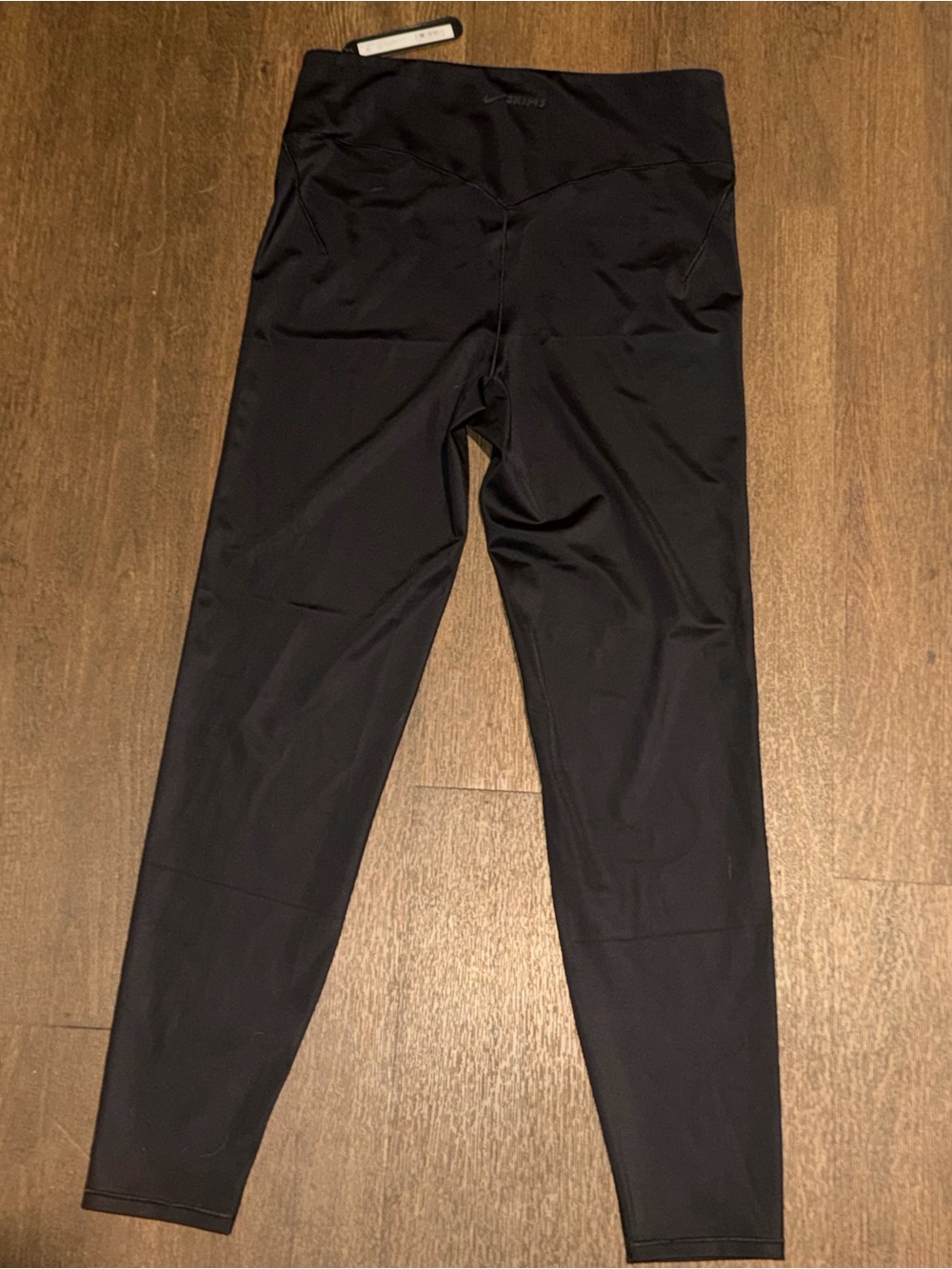 NikeSKIMS LIMITED ED Bonded Waist 26” Leggings Obsidian Black Size L NWT - Picture 6 of 6